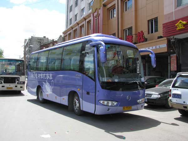 深圳租大巴-你走過的路，每一步都算數