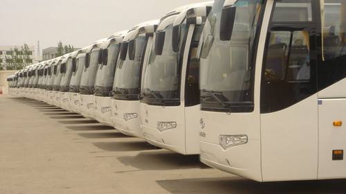 班車租賃公司:用通勤班車接送方案助力企業(yè),與企業(yè)實(shí)現(xiàn)雙贏