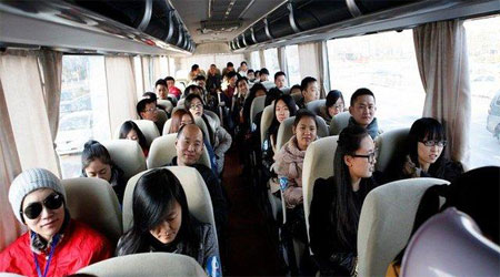 1641742405506701.jpg 深圳活動包車