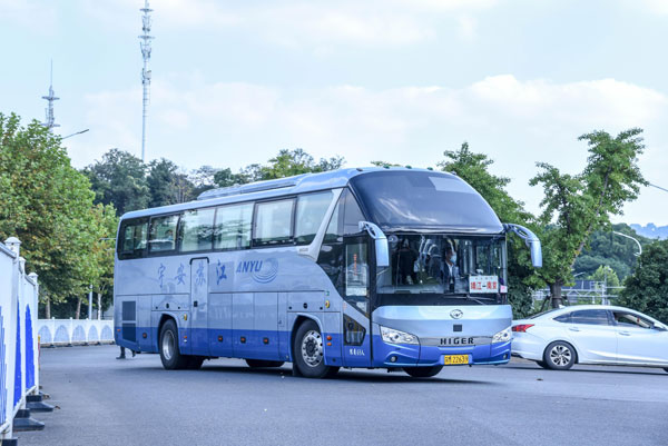 企業(yè)在什么場(chǎng)景下不得不使用（北京班車(chē)租賃）？